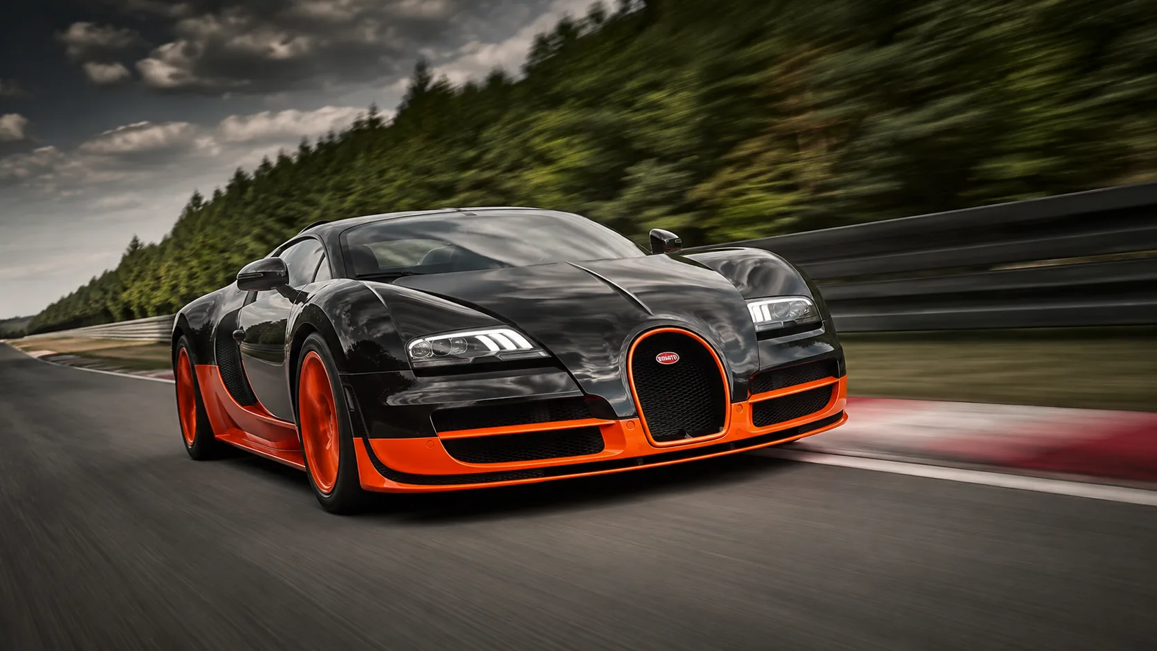 صورة ⁦Bugatti Veyron⁩ على حلبة السباق